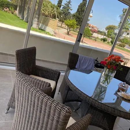 A Sea Breeze House オロクリニ