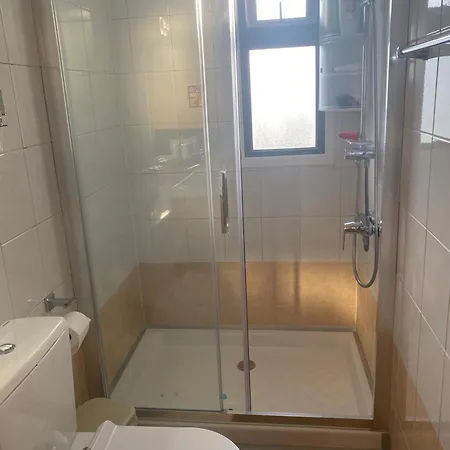 A Sea Breeze House オロクリニ