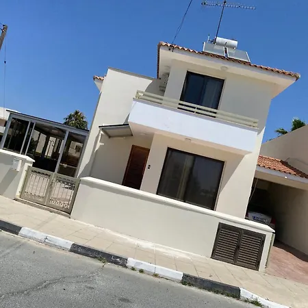 A Sea Breeze House * オロクリニ