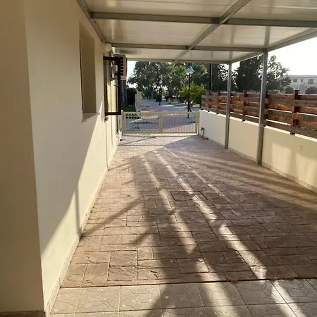 A Sea Breeze House Voroklini